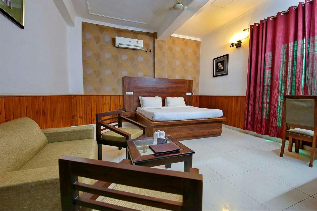 Sangrur Red Apple Hotel المظهر الخارجي الصورة